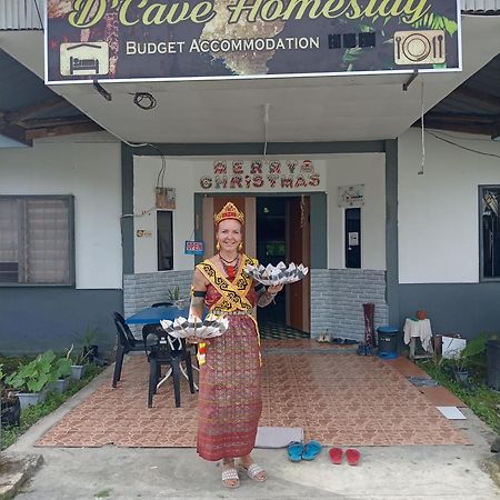 Mulu D Cave Homestay Eksteriør billede