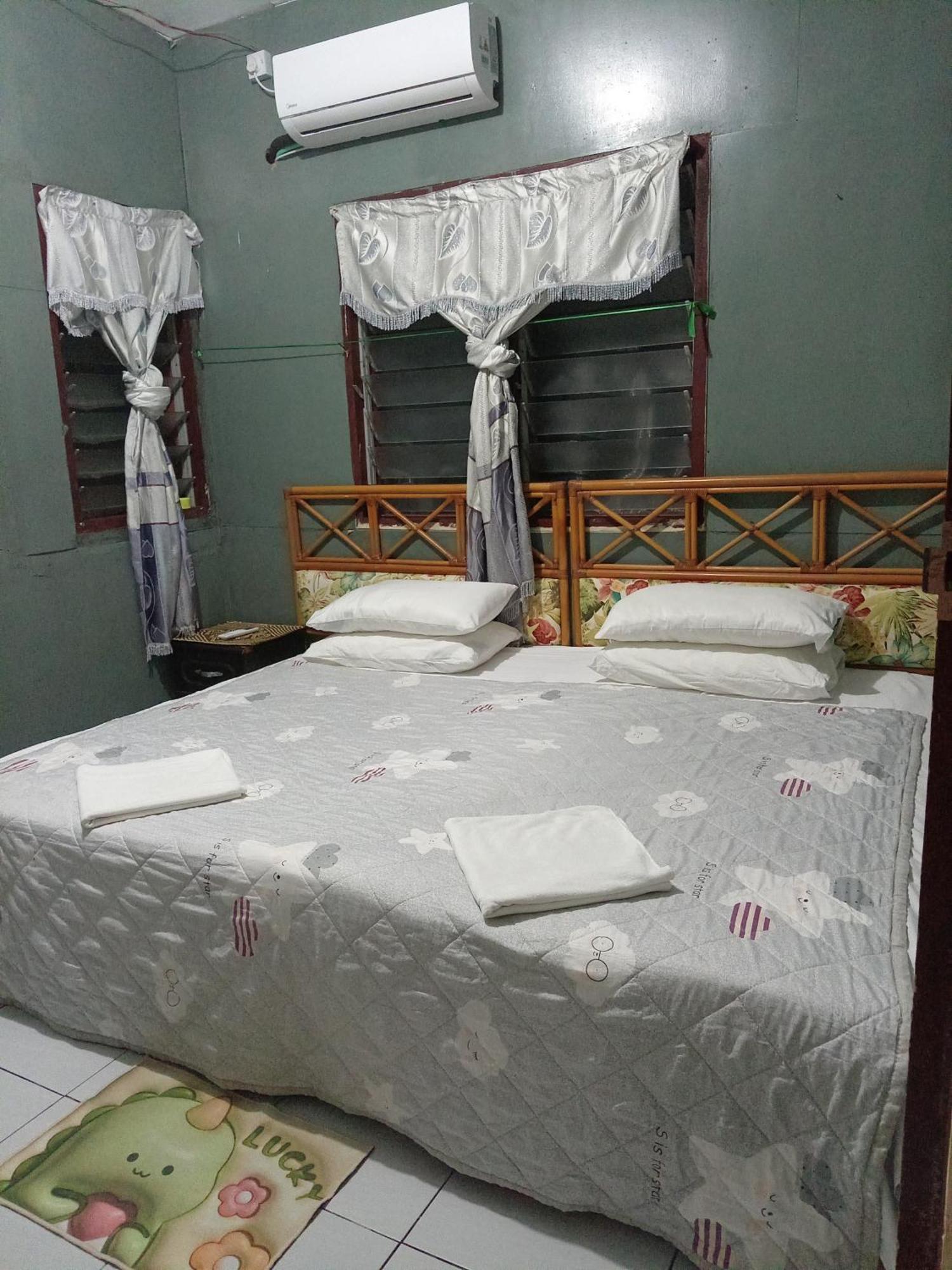Mulu D Cave Homestay Eksteriør billede