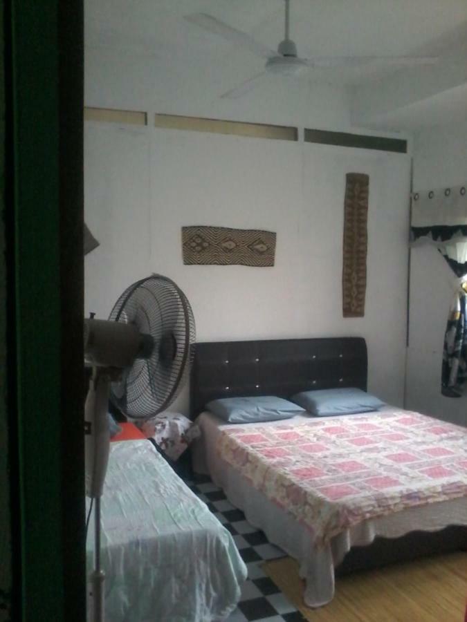 Mulu D Cave Homestay Eksteriør billede
