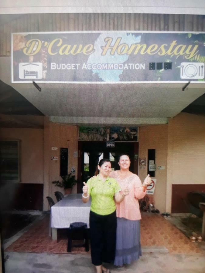Mulu D Cave Homestay Eksteriør billede