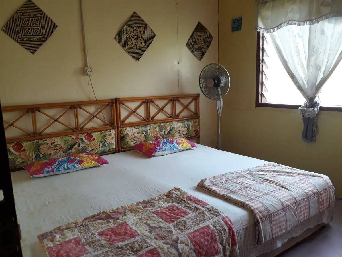 Mulu D Cave Homestay Eksteriør billede