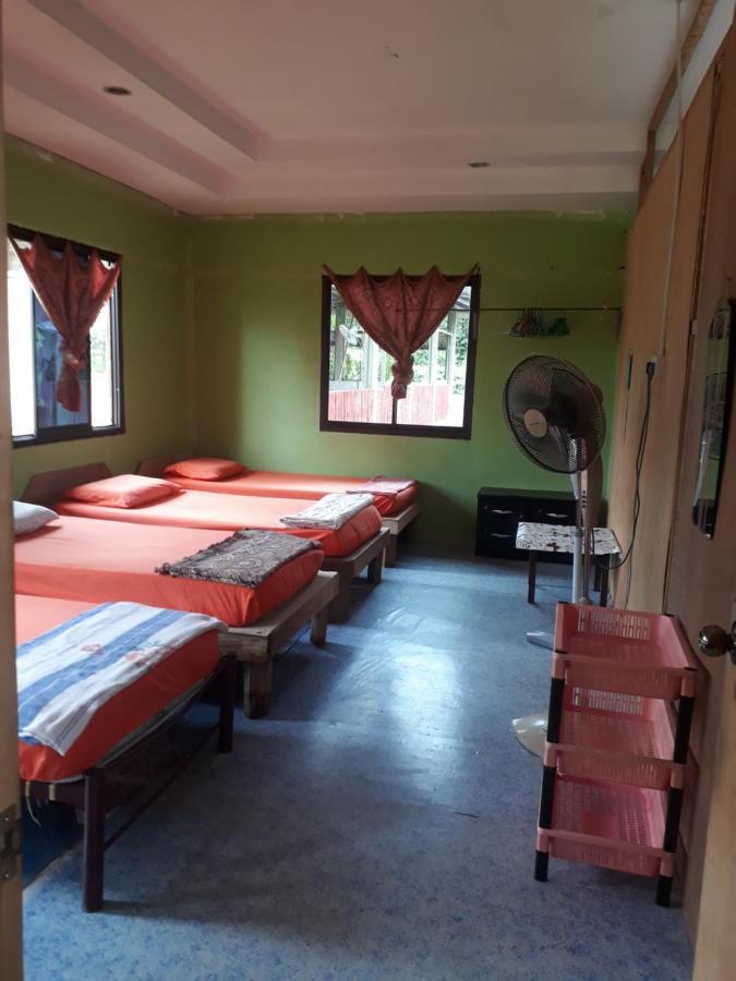 Mulu D Cave Homestay Eksteriør billede